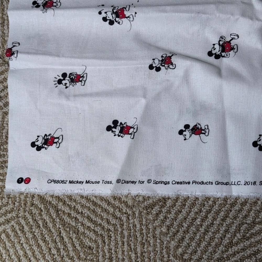 Spring Creative Disney Mickey & Minnie Musical Cotton Quilt Craft Fabric - Picture 4 of 9